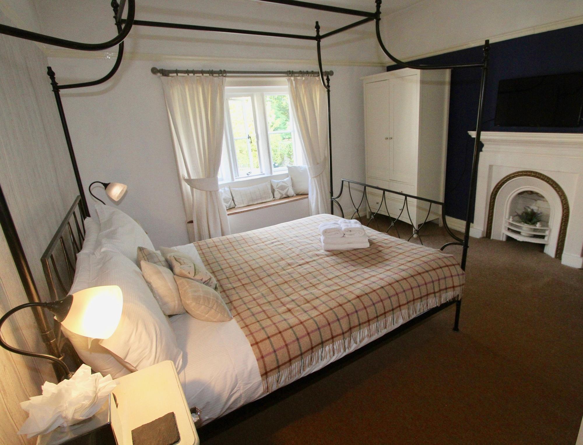 Отель Ashfield House Грассингтон Экстерьер фото The bedroom at the Old Vicarage