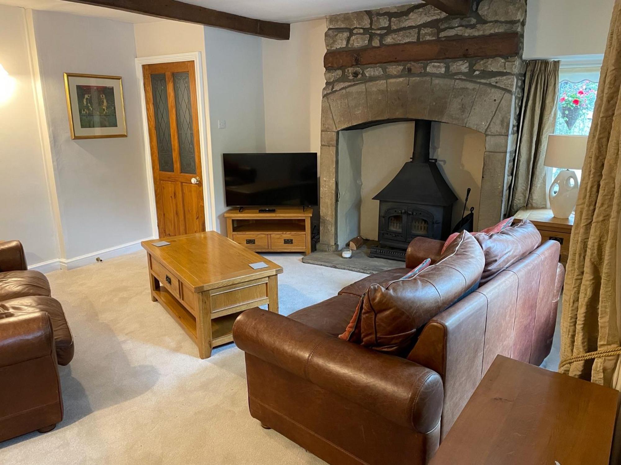 Отель Ashfield House Грассингтон Номер фото The living room at The Old School House, 2019